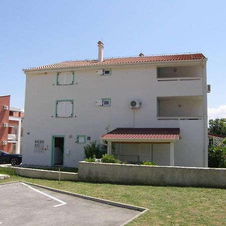 Apartments Knezevic 巴斯卡 外观 照片